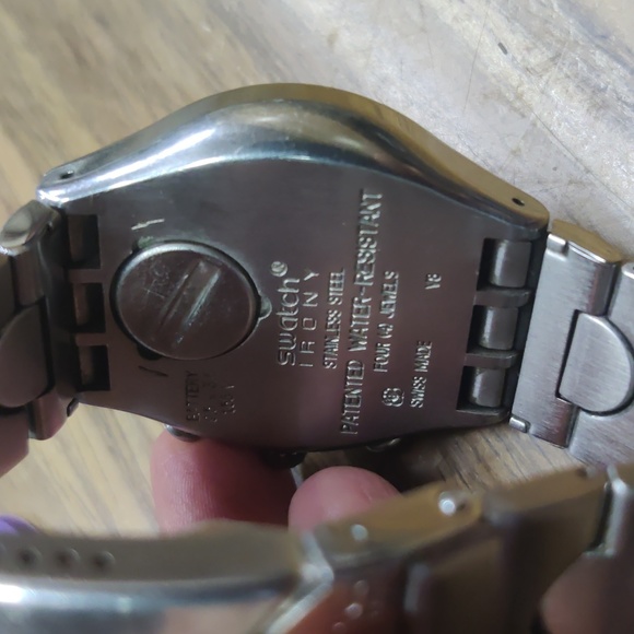 WATCH - Picture 2 of 3